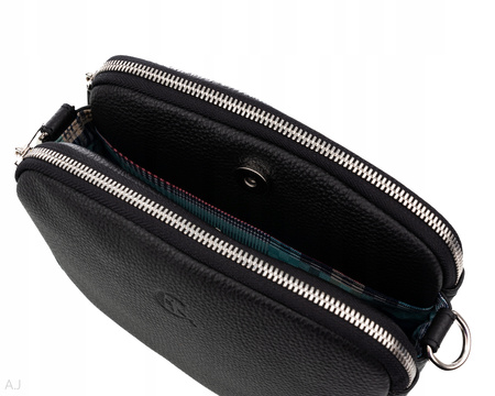 Torebka damska skórzana T-835 czarna