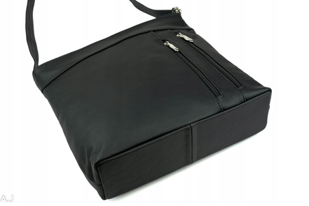 Torebka damska skórzana T-ZP czarna