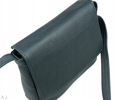 Torebka damska skórzana z klapką T-IW granat