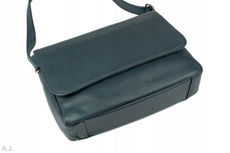 Torebka damska skórzana z klapką T-IW granat