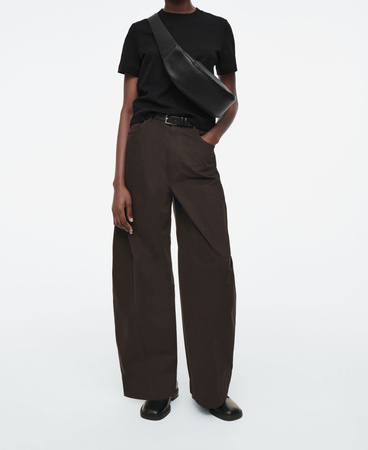 Nerka damska skórzana przewieszka brąz